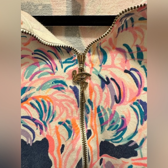 Lilly Pulitzer Skipper Half Zip Pullover Flamingo Head in the Sand - Picture 4 of 4